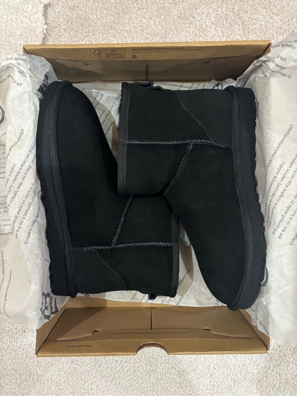 Classic women’s  Ugg